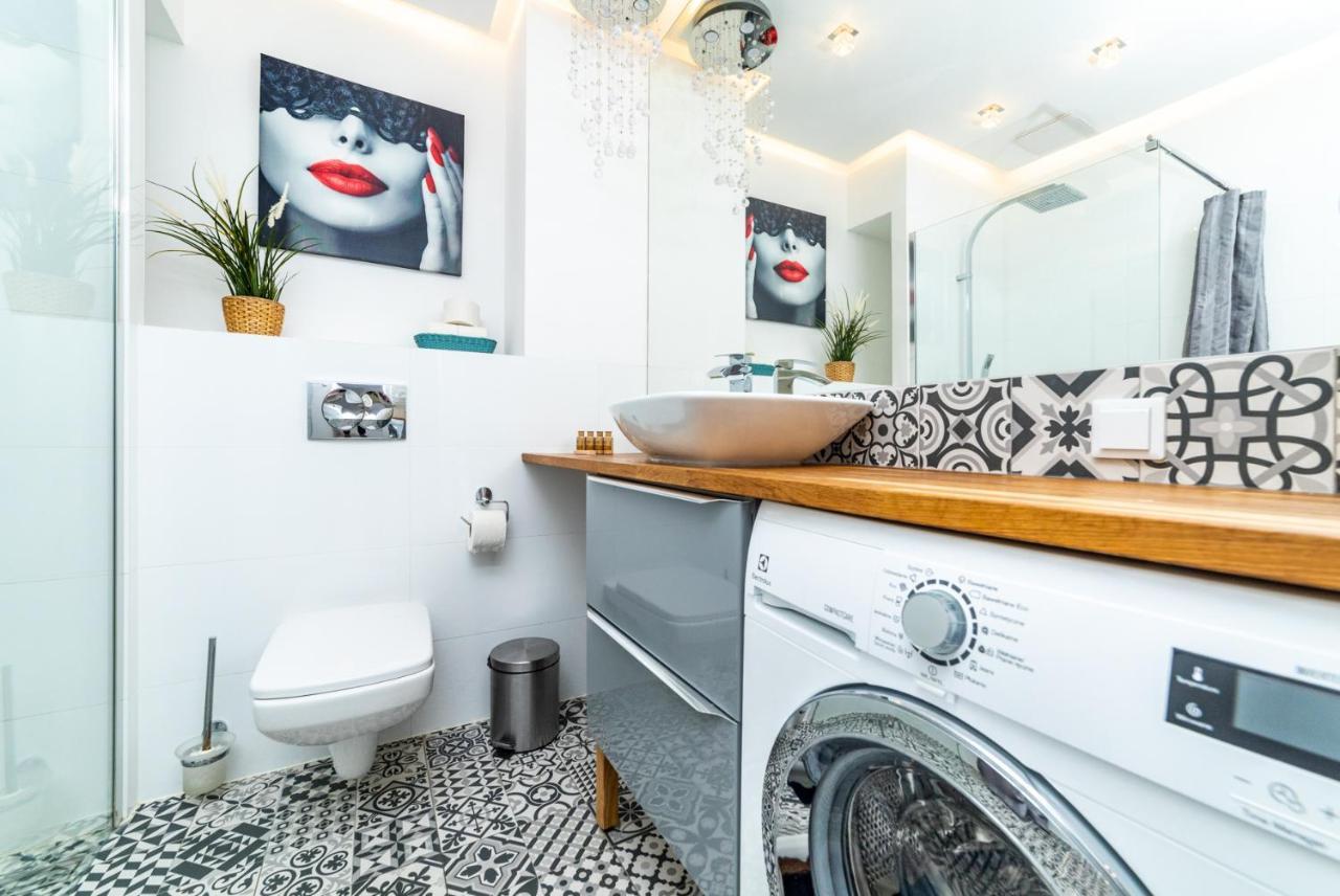 Bright - Neptun Park By Oneapartments Gdańsk Buitenkant foto